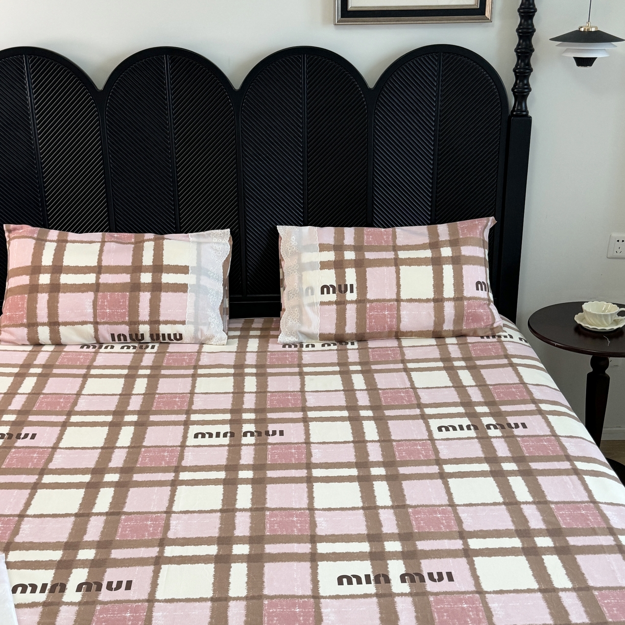 91家纺网 家纺一手货源 找家纺 一隅花田 2026新款竹感纤维双经双纬高密度四季软布席全棉花边款老粗布 粉棕慕斯