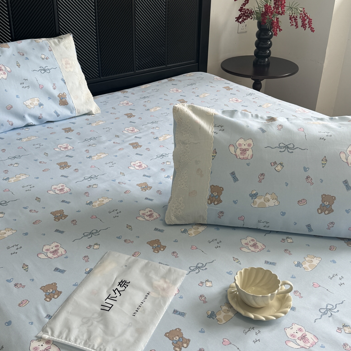 91家纺网 家纺一手货源 找家纺 一隅花田 2026新款竹感纤维双经双纬高密度四季软布席全棉花边款老粗布 海盐小熊