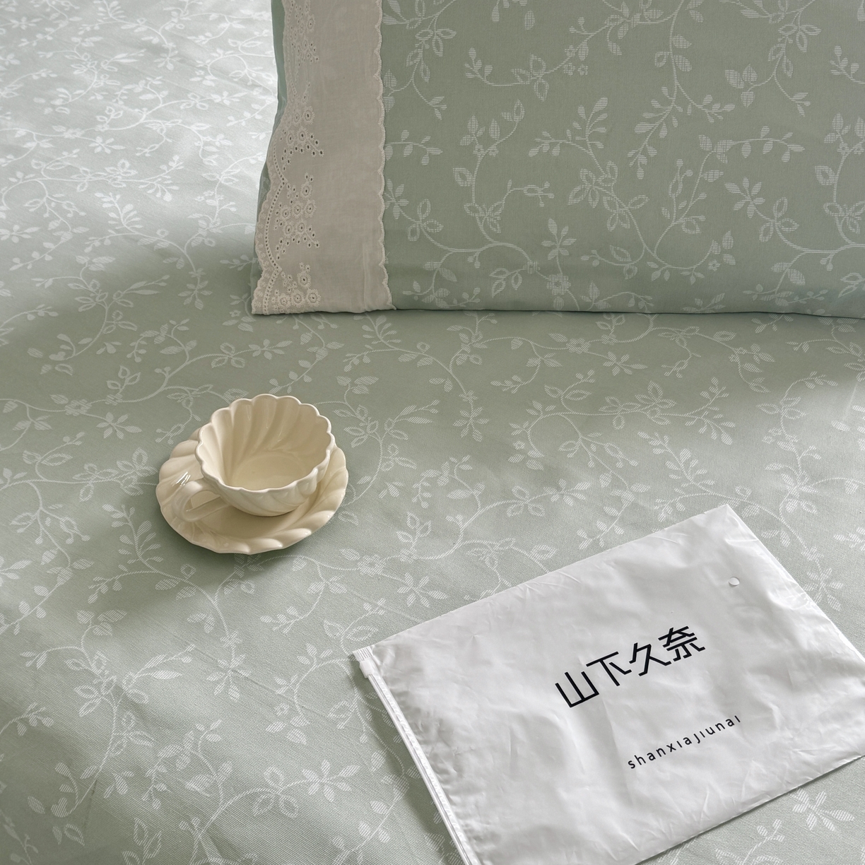 91家纺网 家纺一手货源 找家纺 一隅花田 2026新款竹感纤维双经双纬高密度四季软布席全棉花边款老粗布 漫语