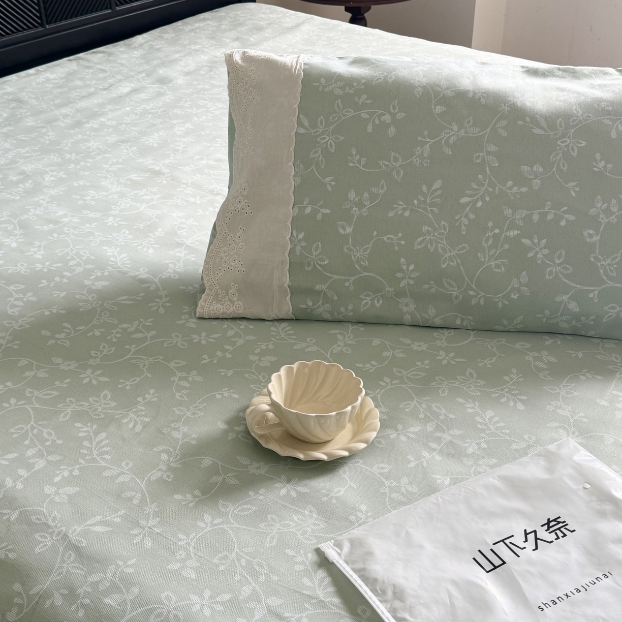 91家纺网 家纺一手货源 找家纺 一隅花田 2026新款竹感纤维双经双纬高密度四季软布席全棉花边款老粗布 漫语