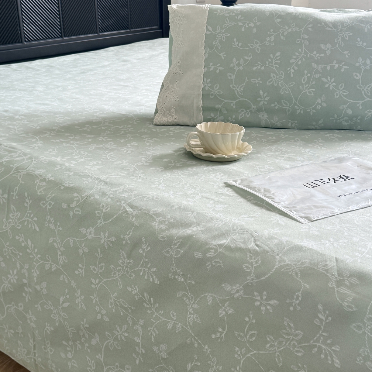 91家纺网 家纺一手货源 找家纺 一隅花田 2026新款竹感纤维双经双纬高密度四季软布席全棉花边款老粗布 漫语