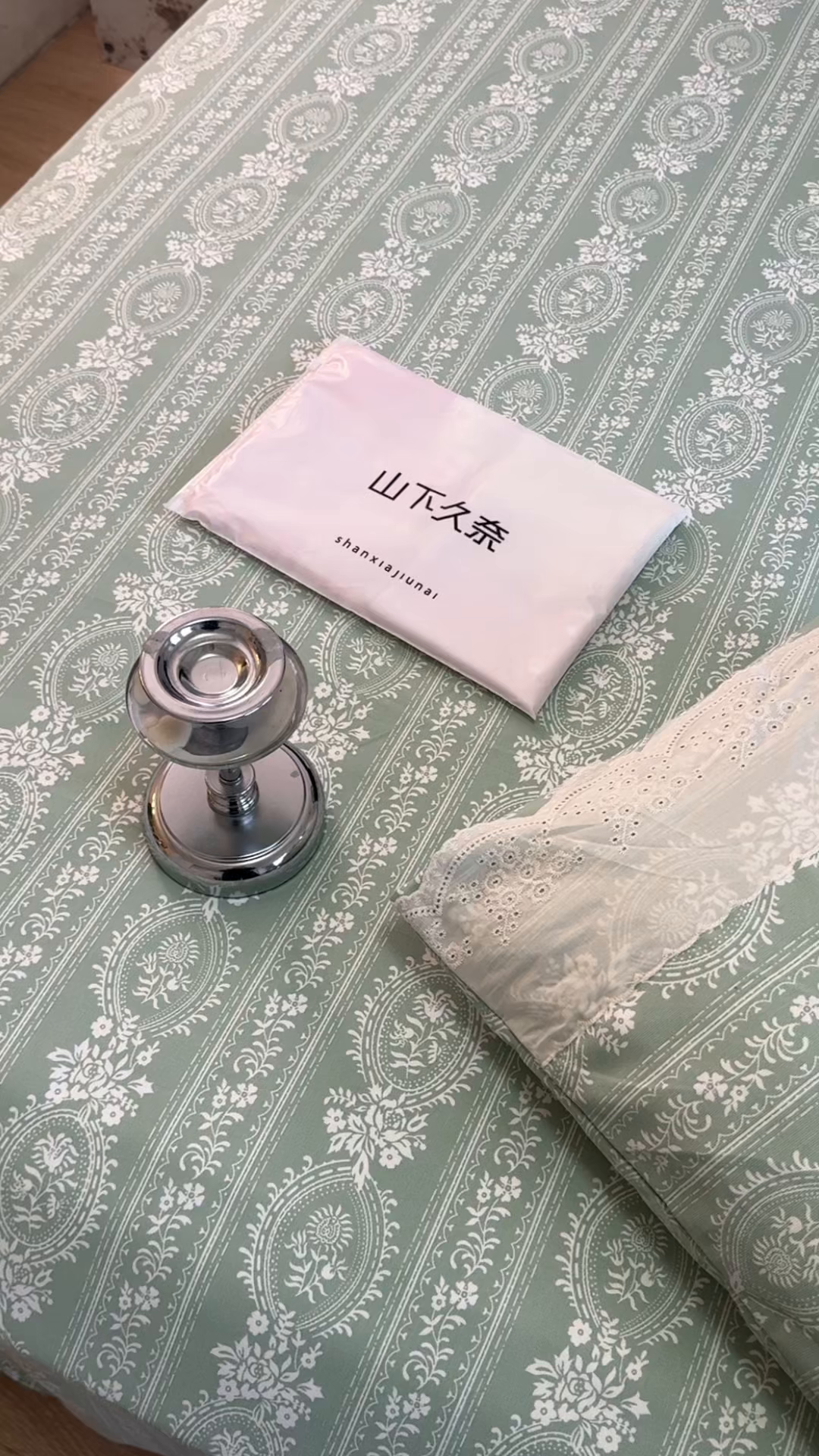 91家纺网 家纺一手货源 找家纺 一隅花田 2026新款竹感纤维双经双纬高密度四季软布席全棉花边款老粗布 莫兰迪