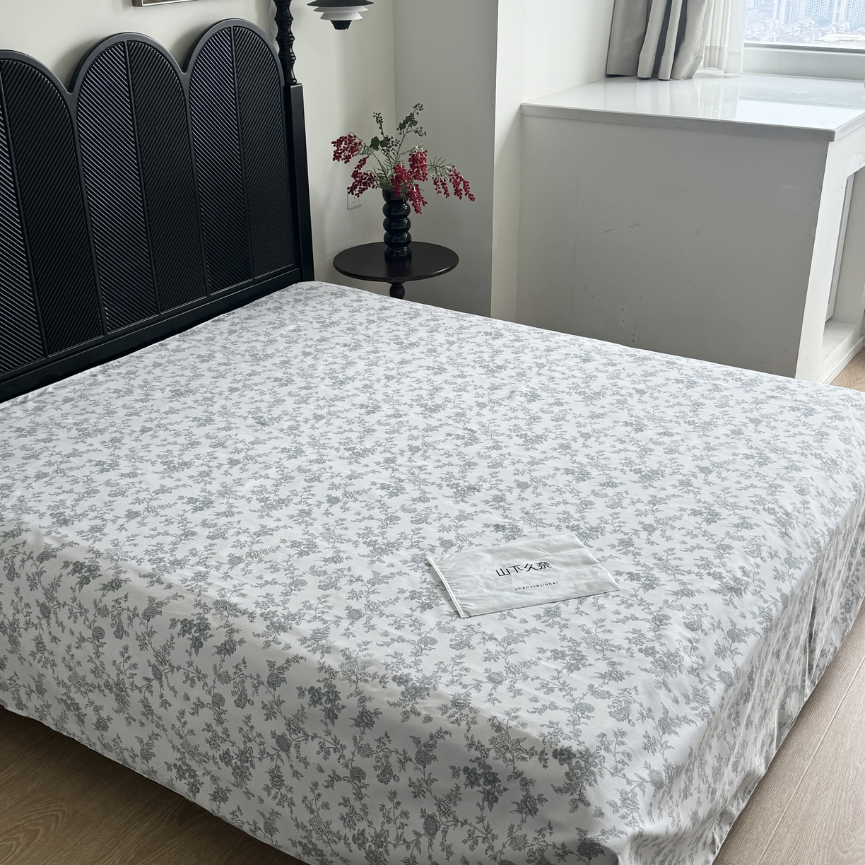 91家纺网 家纺一手货源 找家纺 一隅花田 2026新款竹感纤维双经双纬高密度四季软布席全棉花边款老粗布 南法蔷薇