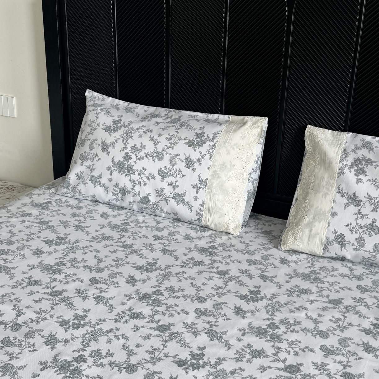 91家纺网 家纺一手货源 找家纺 一隅花田 2026新款竹感纤维双经双纬高密度四季软布席全棉花边款老粗布 南法蔷薇