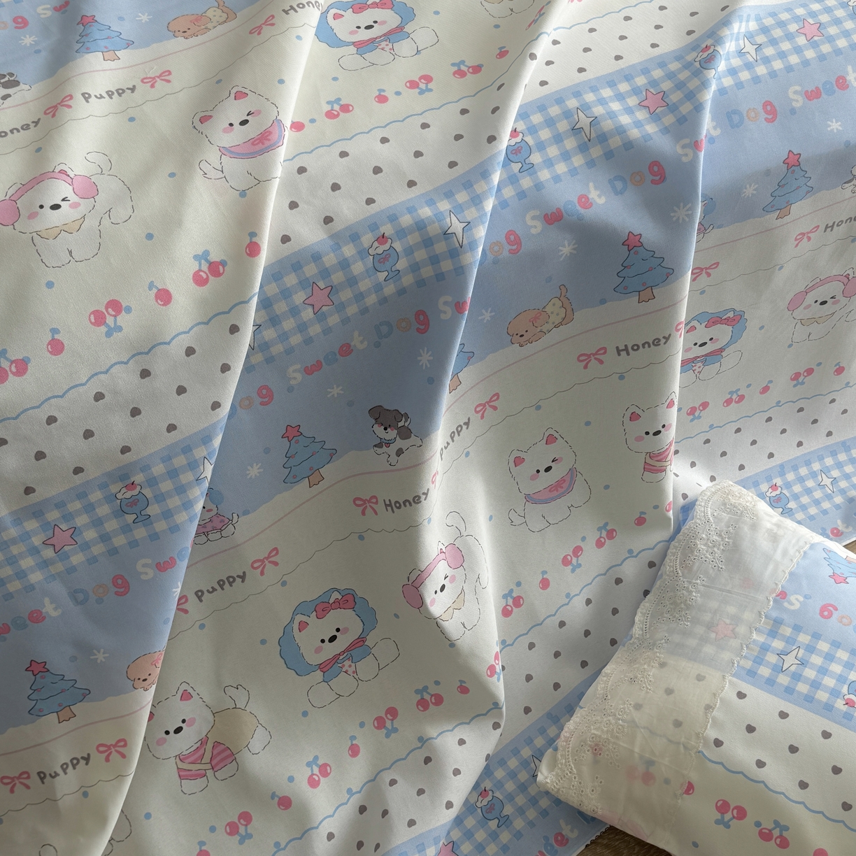 91家纺网 家纺一手货源 找家纺 一隅花田 2026新款竹感纤维双经双纬高密度四季软布席全棉花边款老粗布 汪星人