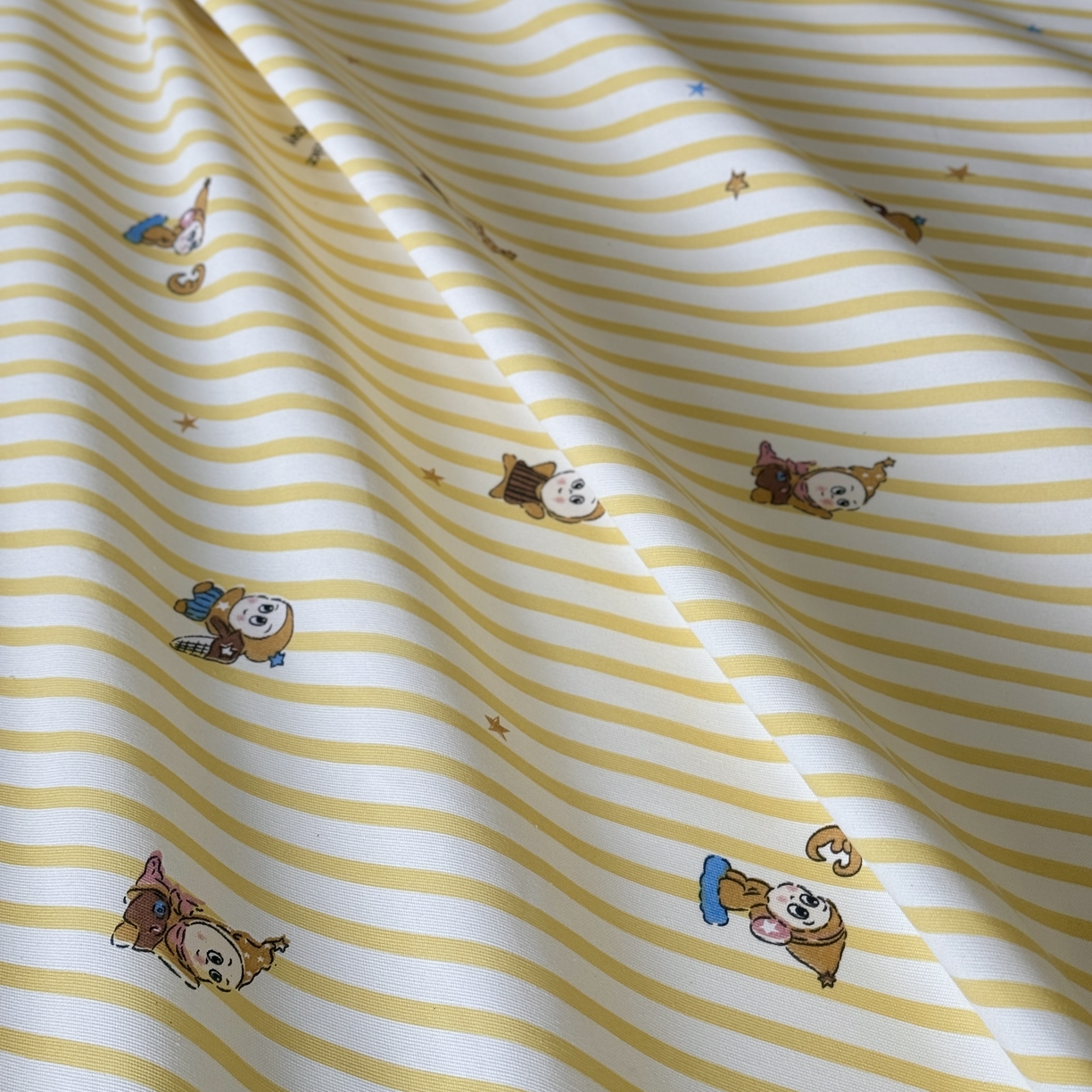 91家纺网 家纺一手货源 找家纺 一隅花田 2026新款竹感纤维双经双纬高密度四季软布席全棉花边款老粗布 星星人