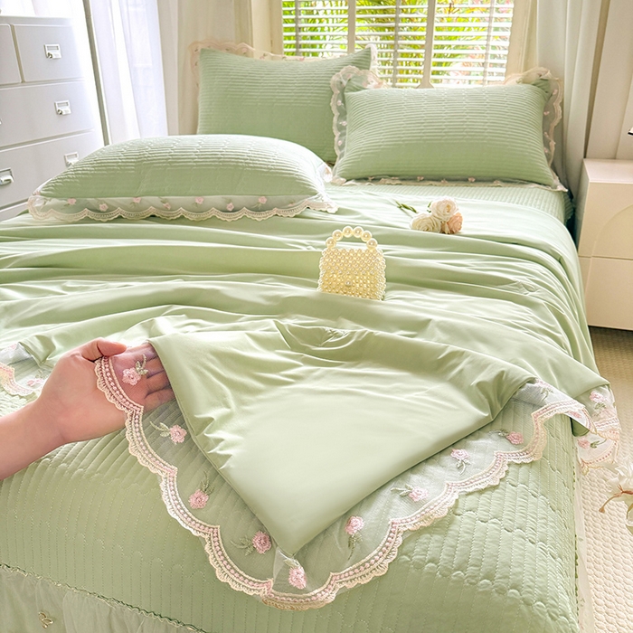 91家纺网 家纺一手货源 找家纺 苏米娜家纺SUMINA 2026新款A类锦氨凉感公主风夏被凉席四件套 初恋-清新绿