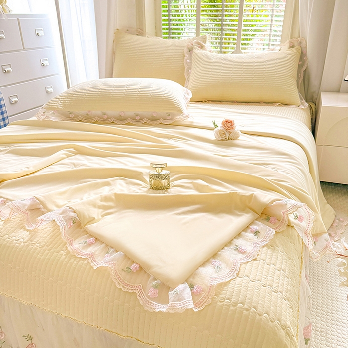 91家纺网 家纺一手货源 找家纺 苏米娜家纺SUMINA 2026新款A类锦氨凉感公主风夏被凉席四件套 初恋-奶酪黄