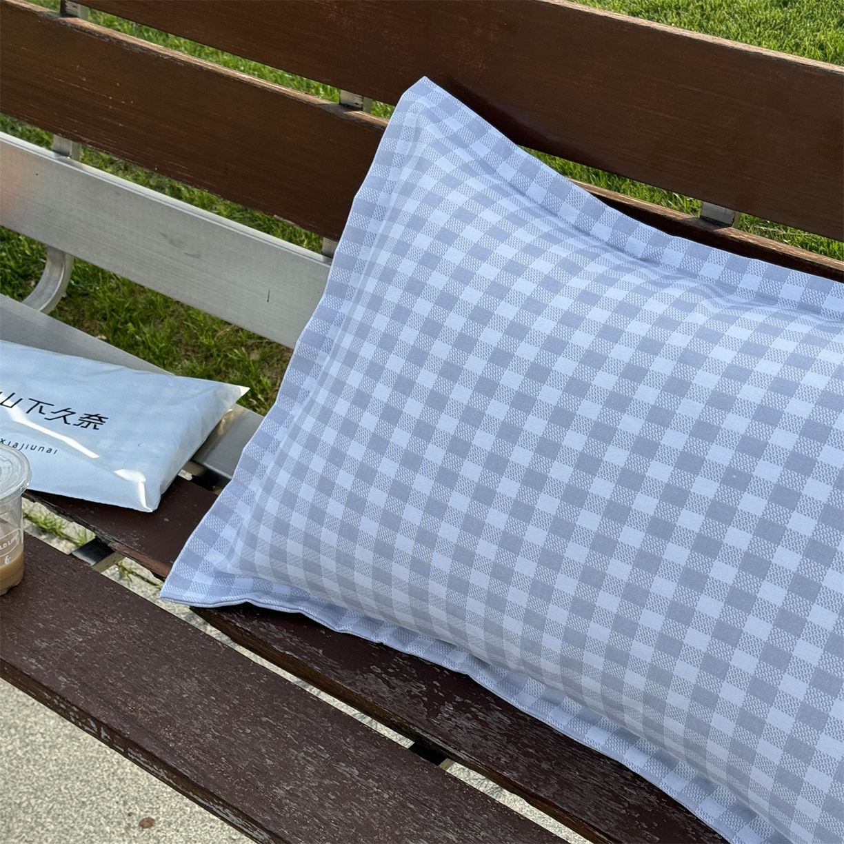 91家纺网 家纺一手货源 找家纺 （总）一隅花田 2026新款竹感纤维格子物语枕套