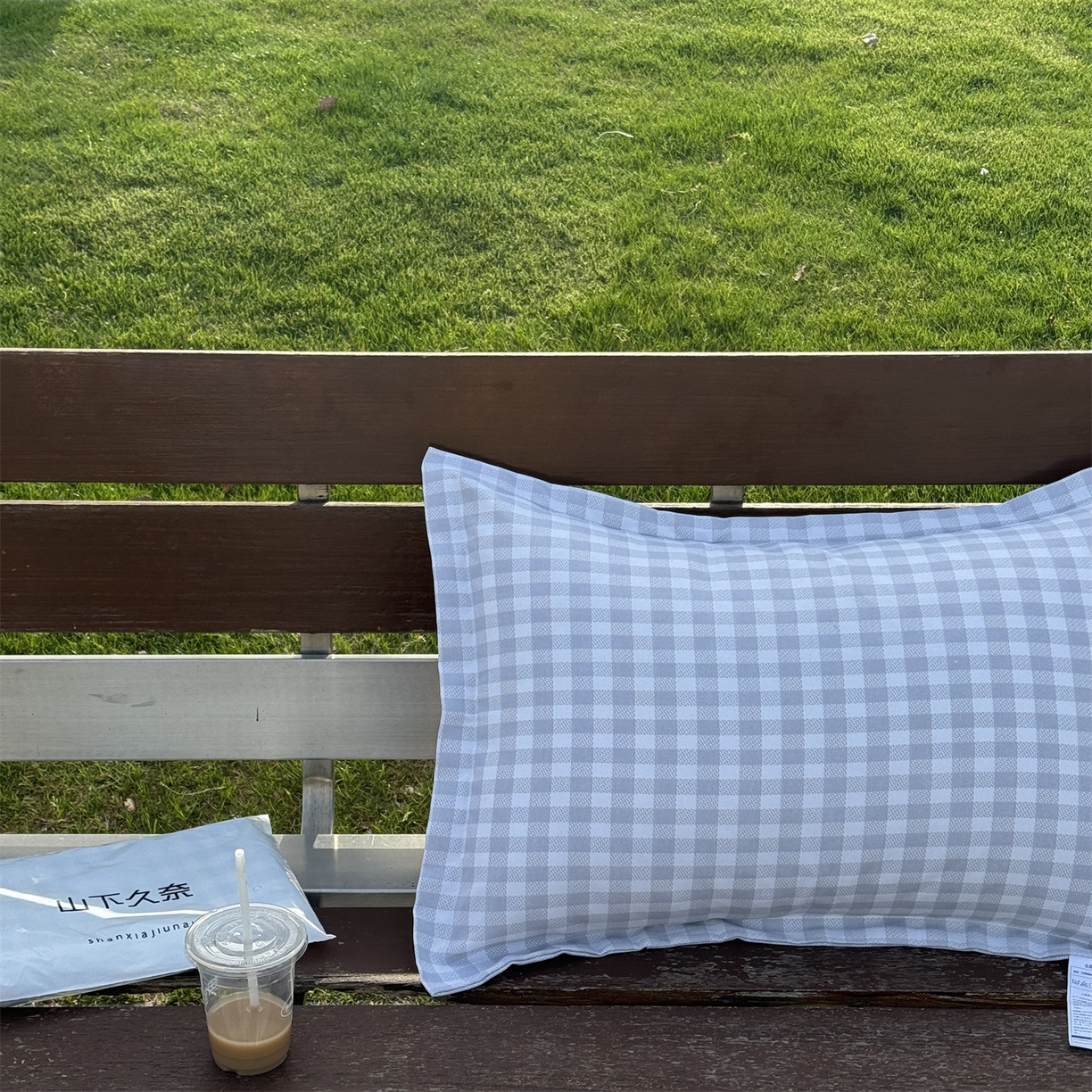 91家纺网 家纺一手货源 找家纺 （总）一隅花田 2026新款竹感纤维格子物语枕套