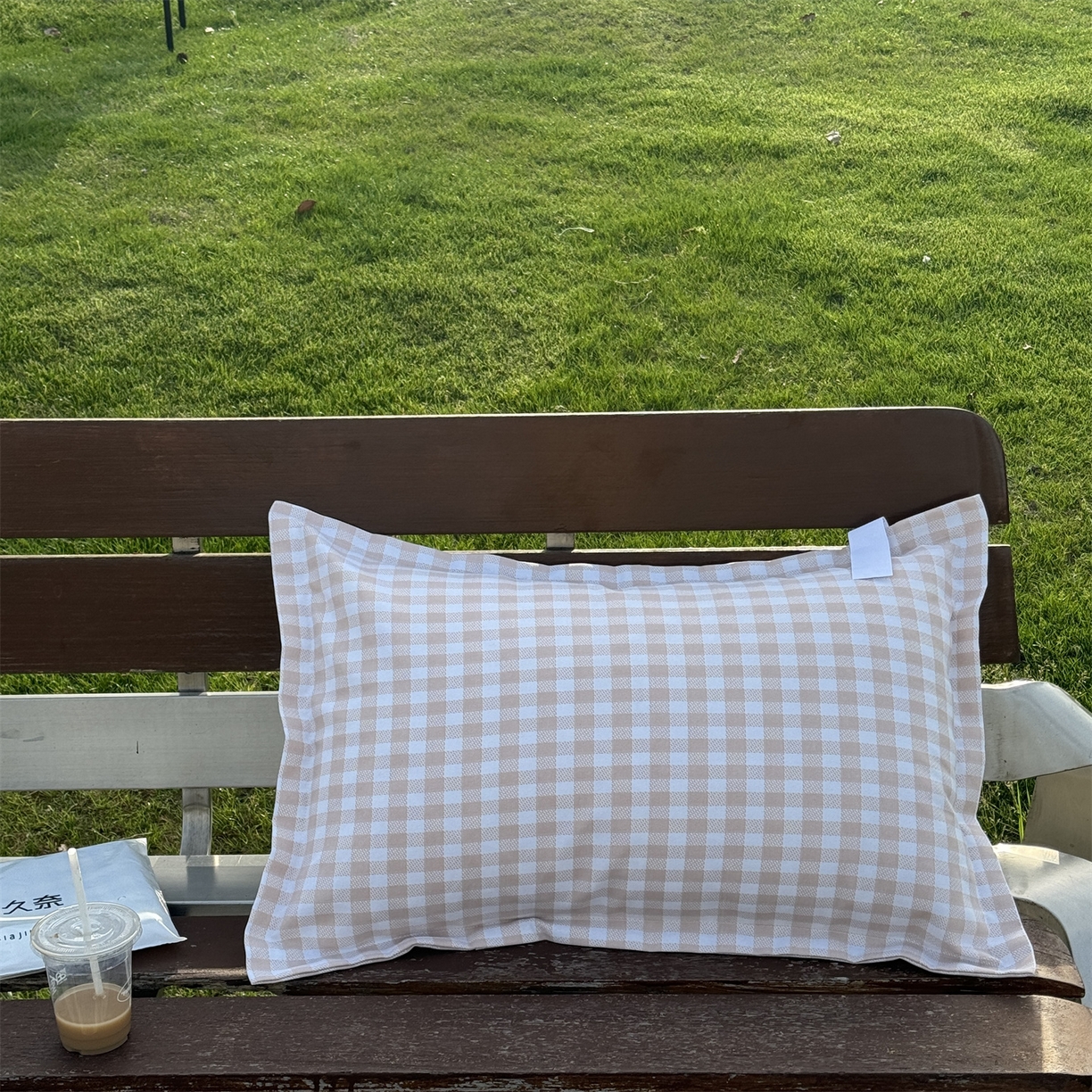 一隅花田 2026新款竹感纤维格子物语枕套 格子物语·咖