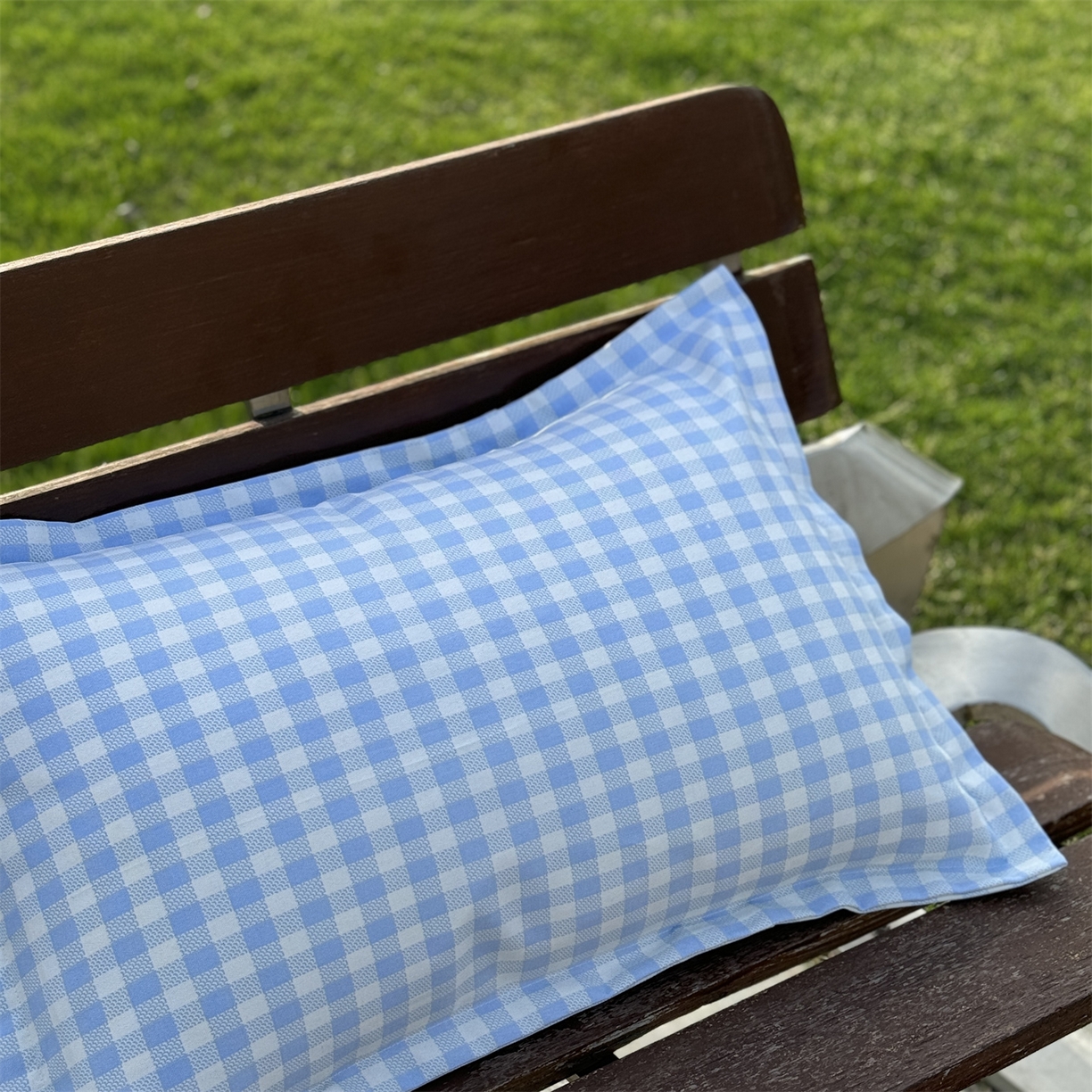 91家纺网 家纺一手货源 找家纺 一隅花田 2026新款竹感纤维格子物语枕套 格子物语·蓝