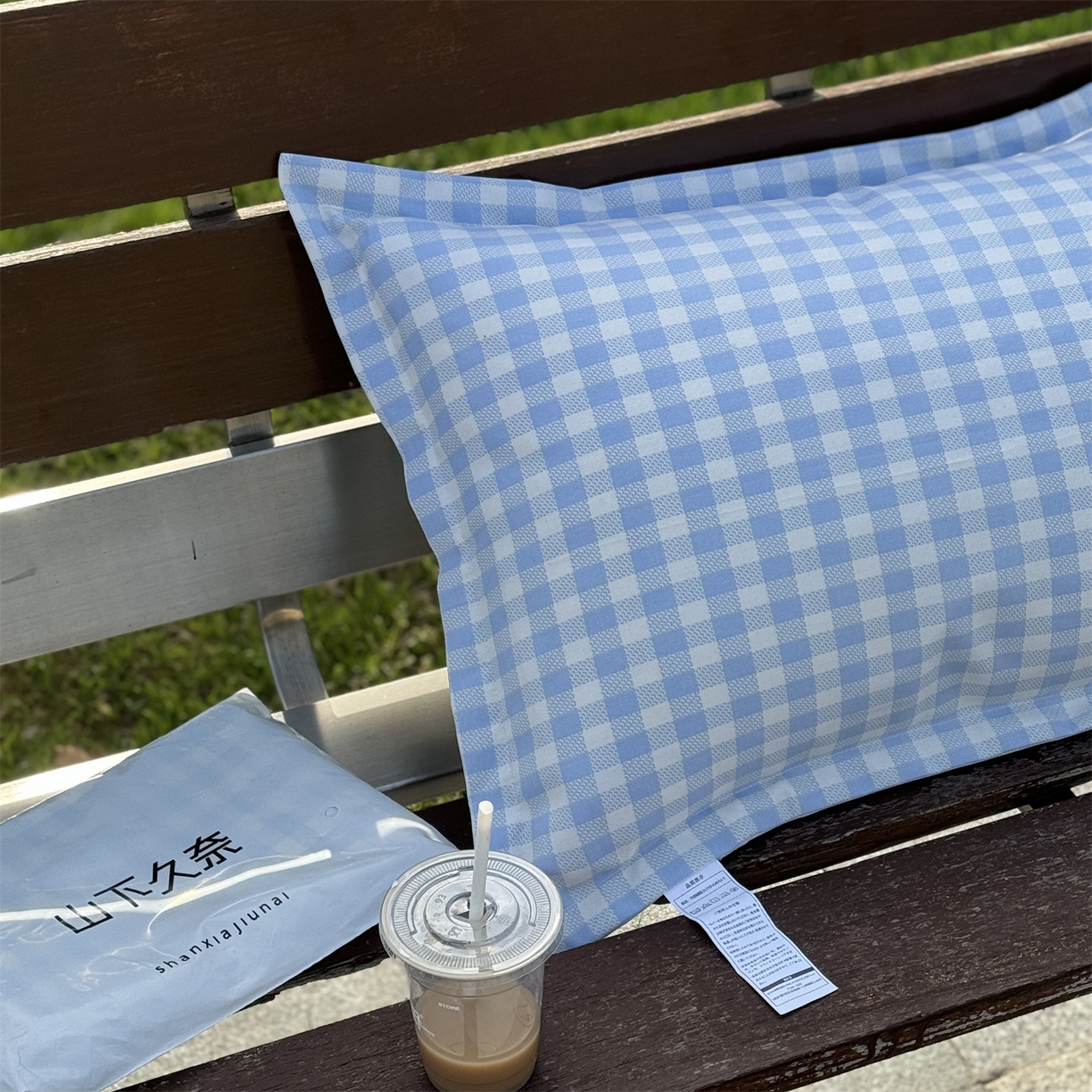 91家纺网 家纺一手货源 找家纺 一隅花田 2026新款竹感纤维格子物语枕套 格子物语·蓝