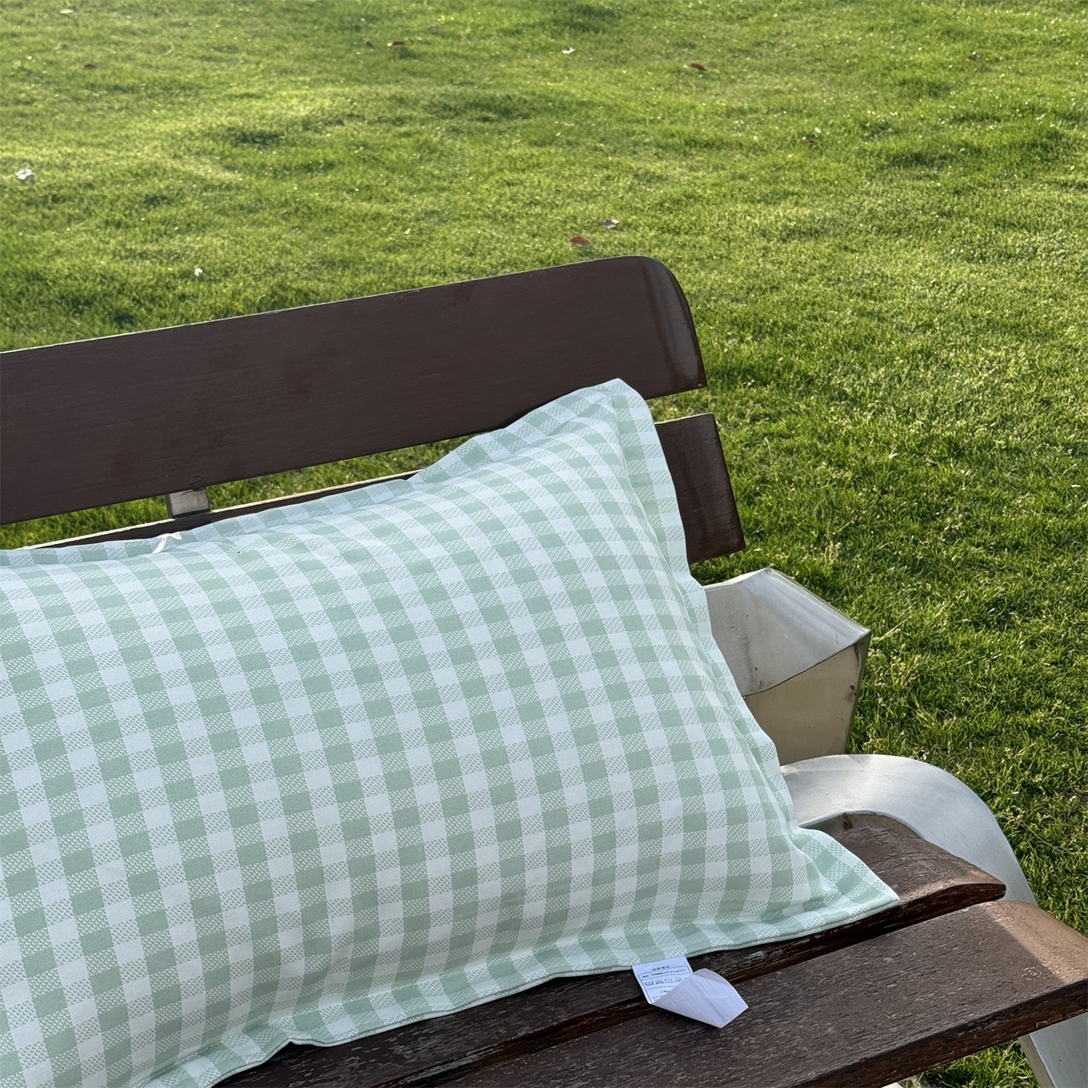 91家纺网 家纺一手货源 找家纺 一隅花田 2026新款竹感纤维格子物语枕套 格子物语·绿