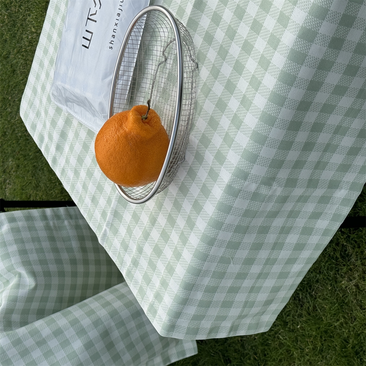 91家纺网 家纺一手货源 找家纺 一隅花田 2026新款竹感纤维格子物语枕套 格子物语·绿