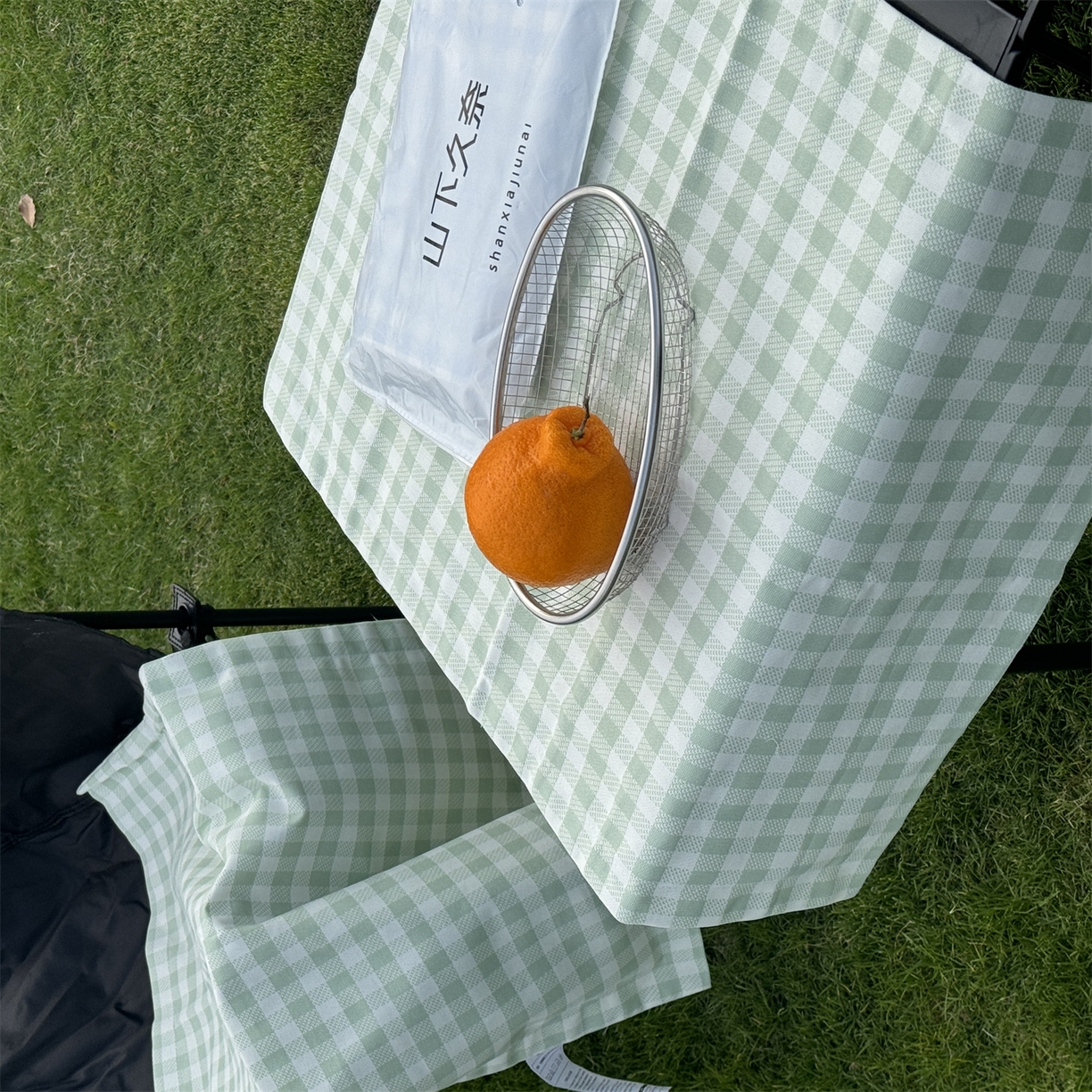 91家纺网 家纺一手货源 找家纺 一隅花田 2026新款竹感纤维格子物语枕套 格子物语·绿