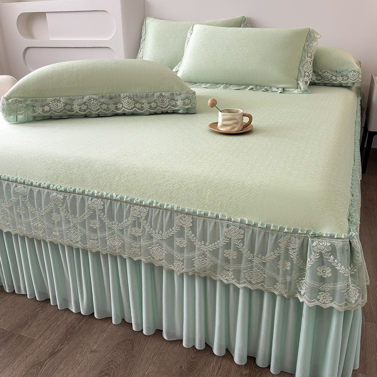 91家纺网 家纺一手货源 找家纺 金艾草 2026新款PE高分子凉豆豆小冰皮凉感花边床裙席子凉席三件套 豆豆床裙-浅绿