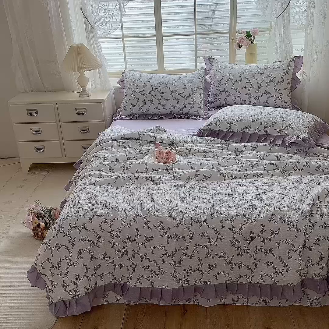 91家纺网 家纺一手货源 找家纺 韩约家纺 2026春夏新款韩式花边泡芙棉床单款夏被夏凉被空调被四件套 安暖如夏