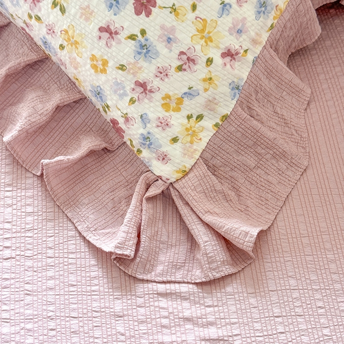 91家纺网 家纺一手货源 找家纺 韩约家纺 2026春夏新款韩式花边泡芙棉床单款夏被夏凉被空调被四件套 花春城