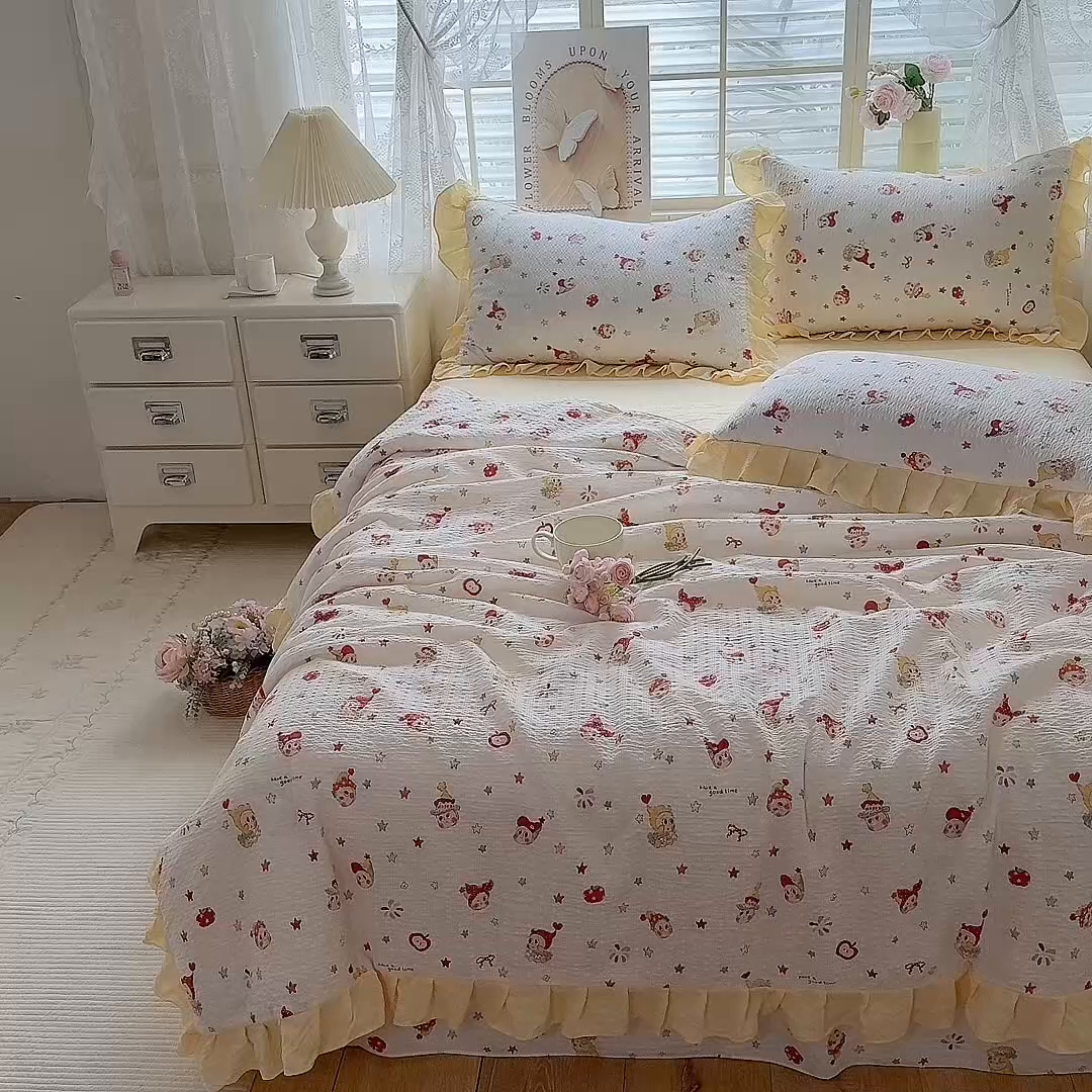 91家纺网 家纺一手货源 找家纺 韩约家纺 2026春夏新款韩式花边泡芙棉床单款夏被夏凉被空调被四件套 星星人