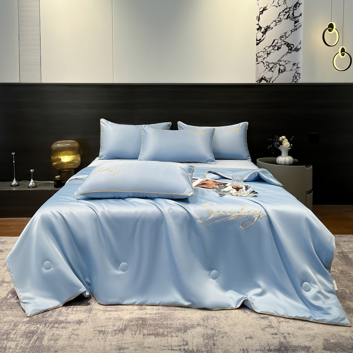 91家纺网 家纺一手货源 找家纺 云恋家纺 2026新款可水洗夏被冰丝空调被夏凉被床单三四件套夏季薄被子春秋被芯夏天 浪漫假日-天蓝