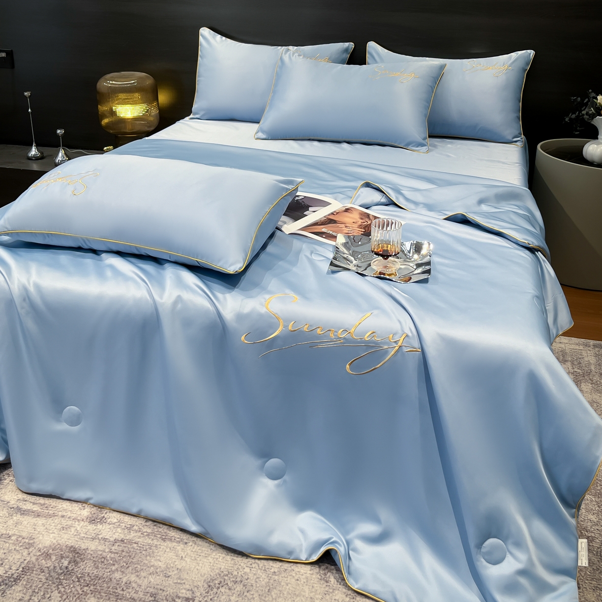 91家纺网 家纺一手货源 找家纺 云恋家纺 2026新款可水洗夏被冰丝空调被夏凉被床单三四件套夏季薄被子春秋被芯夏天 浪漫假日-天蓝