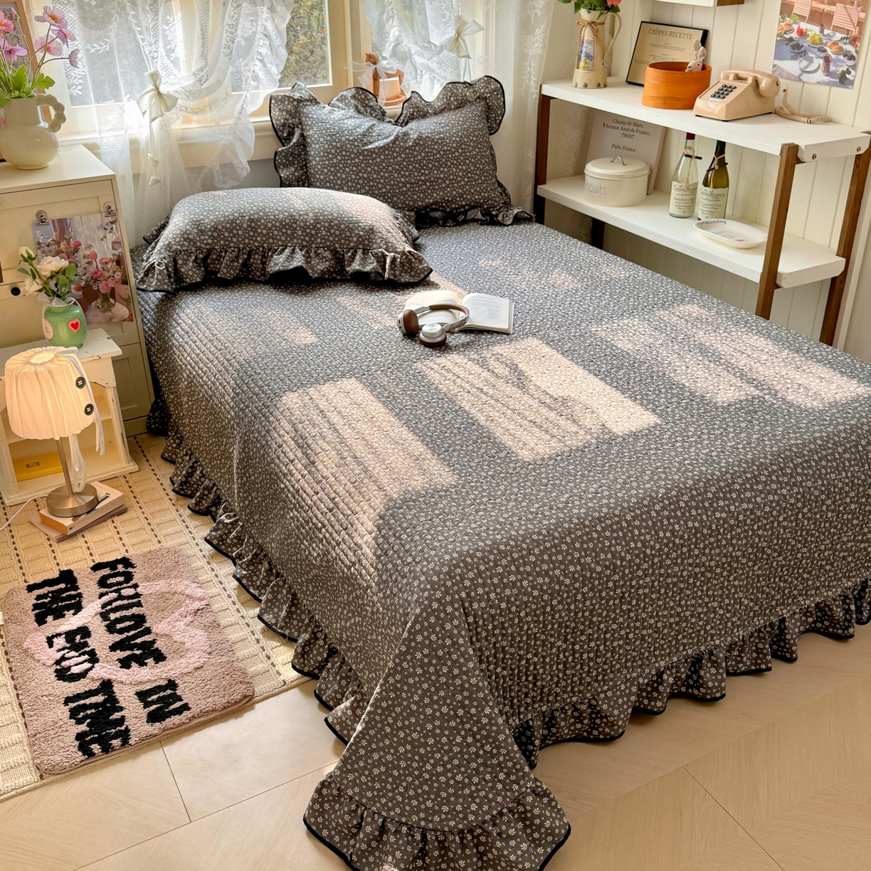 91家纺网 家纺一手货源 找家纺 阿曼达 2026新款印花小碎花花边夏被床盖四件套单夏被单床盖 浅花