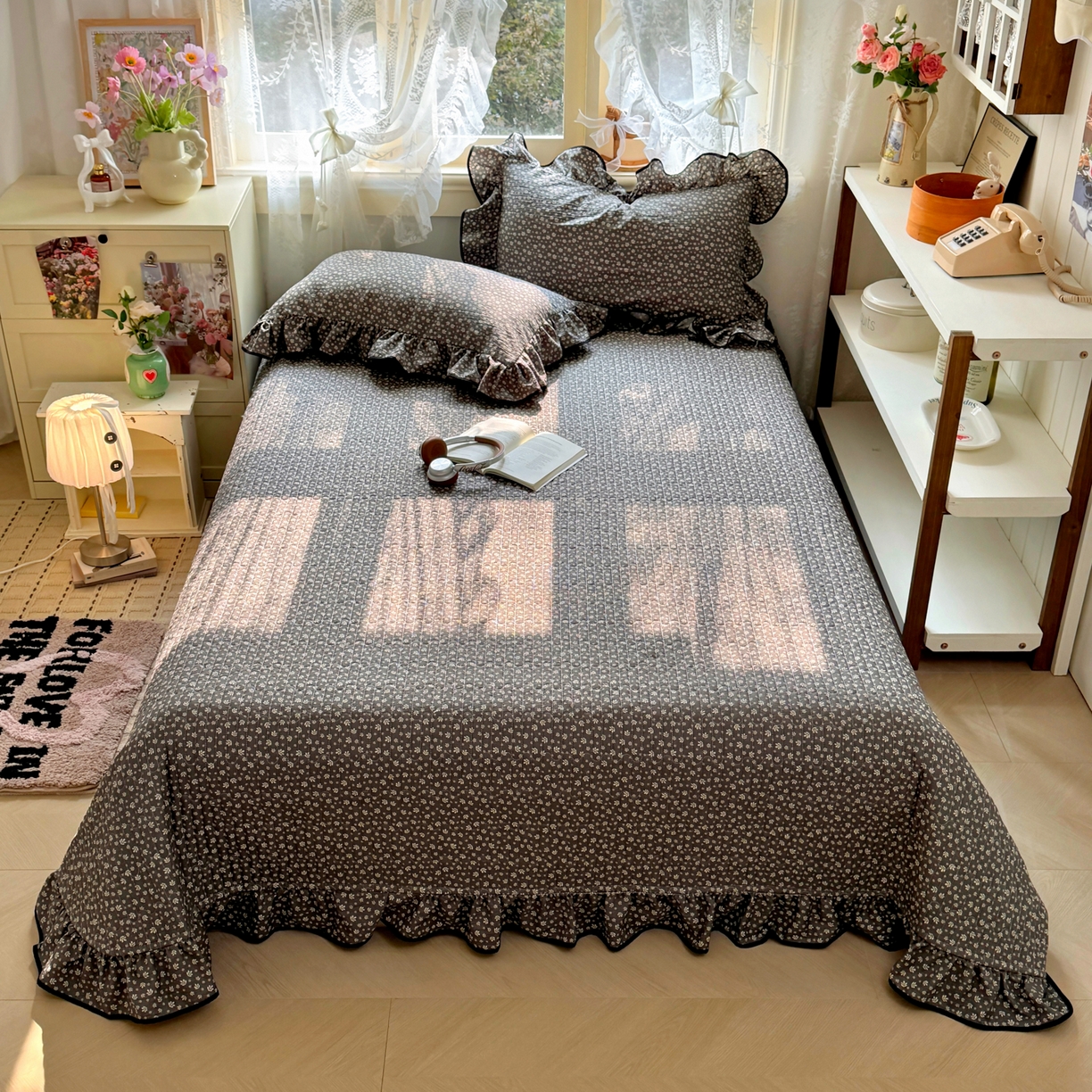 91家纺网 家纺一手货源 找家纺 阿曼达 2026新款印花小碎花花边夏被床盖四件套单夏被单床盖 浅花