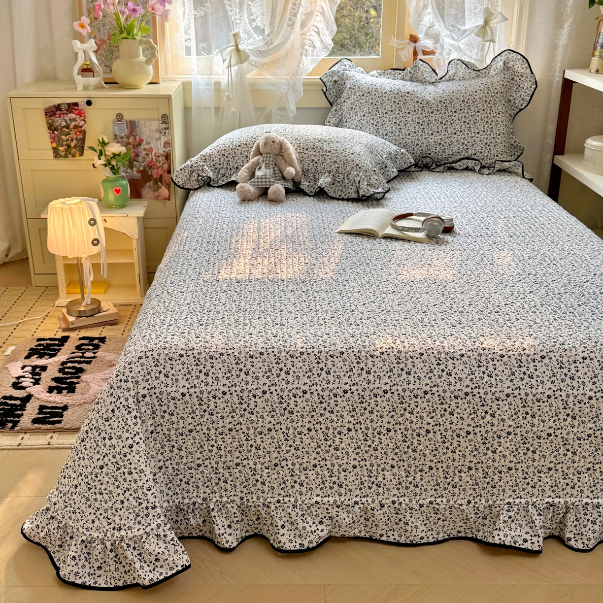 91家纺网 家纺一手货源 找家纺 阿曼达 2026新款印花小碎花花边夏被床盖四件套单夏被单床盖 林间序