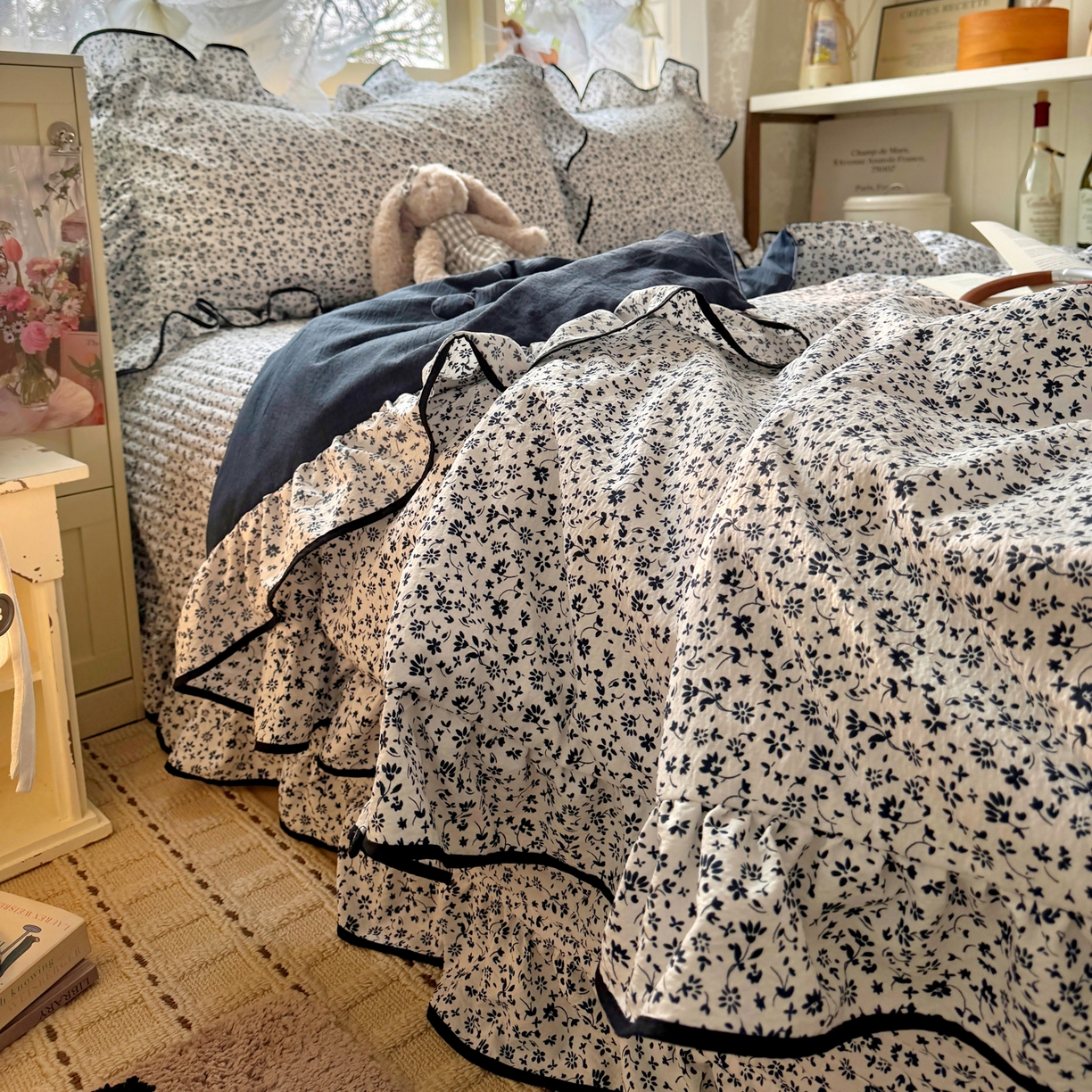 91家纺网 家纺一手货源 找家纺 阿曼达 2026新款印花小碎花花边夏被床盖四件套单夏被单床盖 林间序