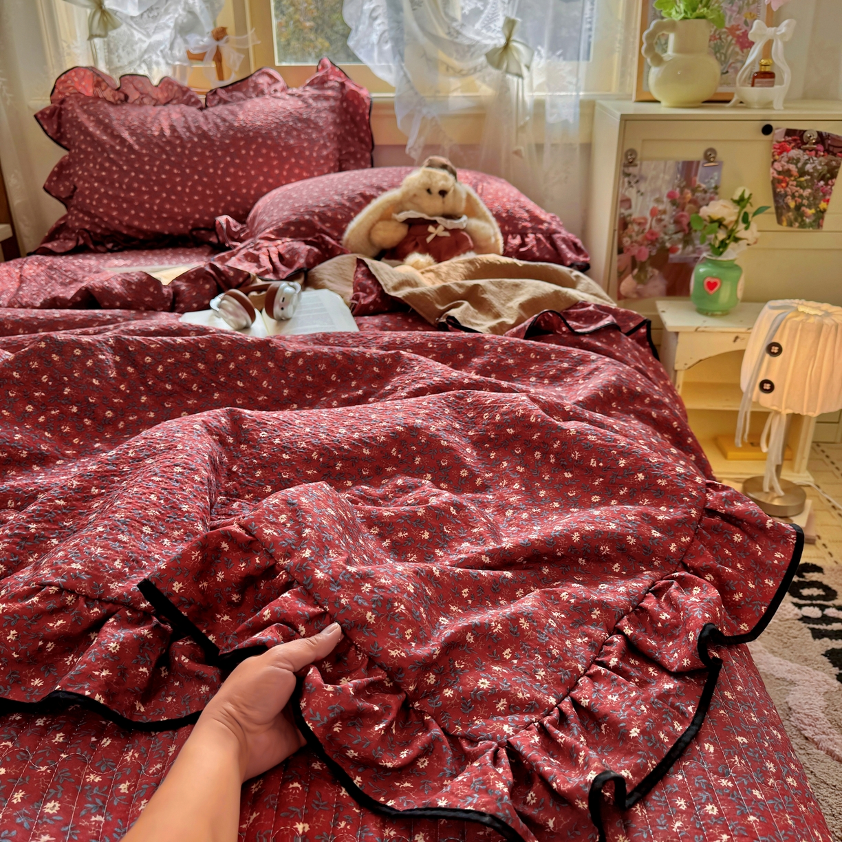 91家纺网 家纺一手货源 找家纺 阿曼达 2026新款印花小碎花花边夏被床盖四件套单夏被单床盖 浆果藤