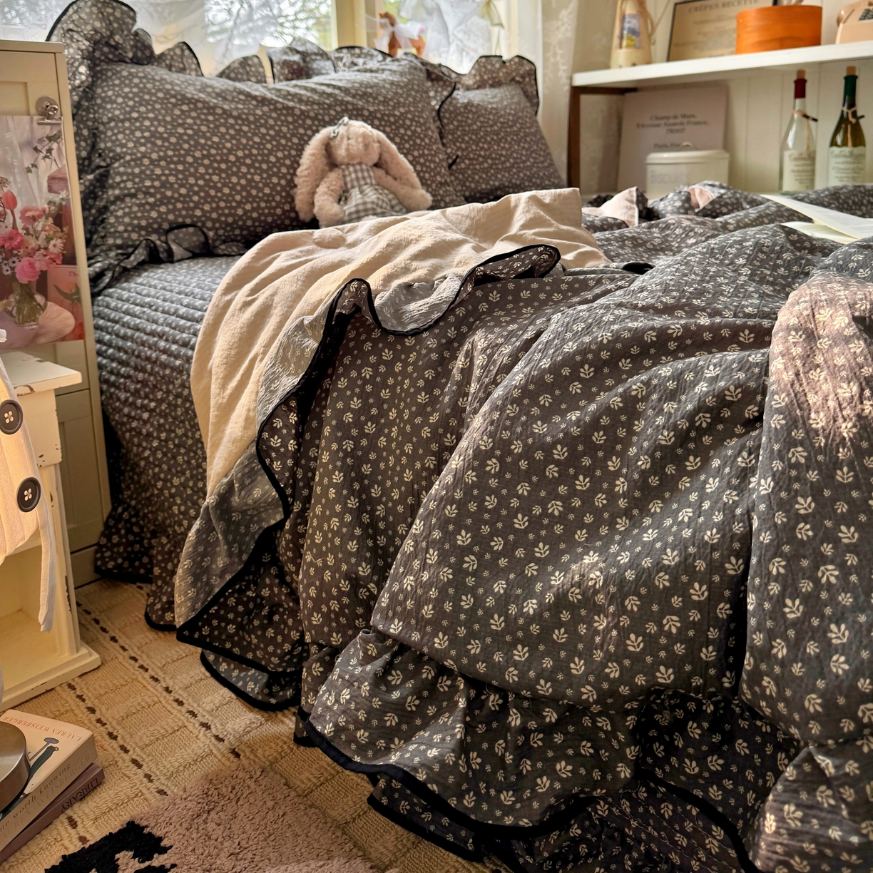 91家纺网 家纺一手货源 找家纺 阿曼达 2026新款印花小碎花花边夏被床盖四件套单夏被单床盖 浅花