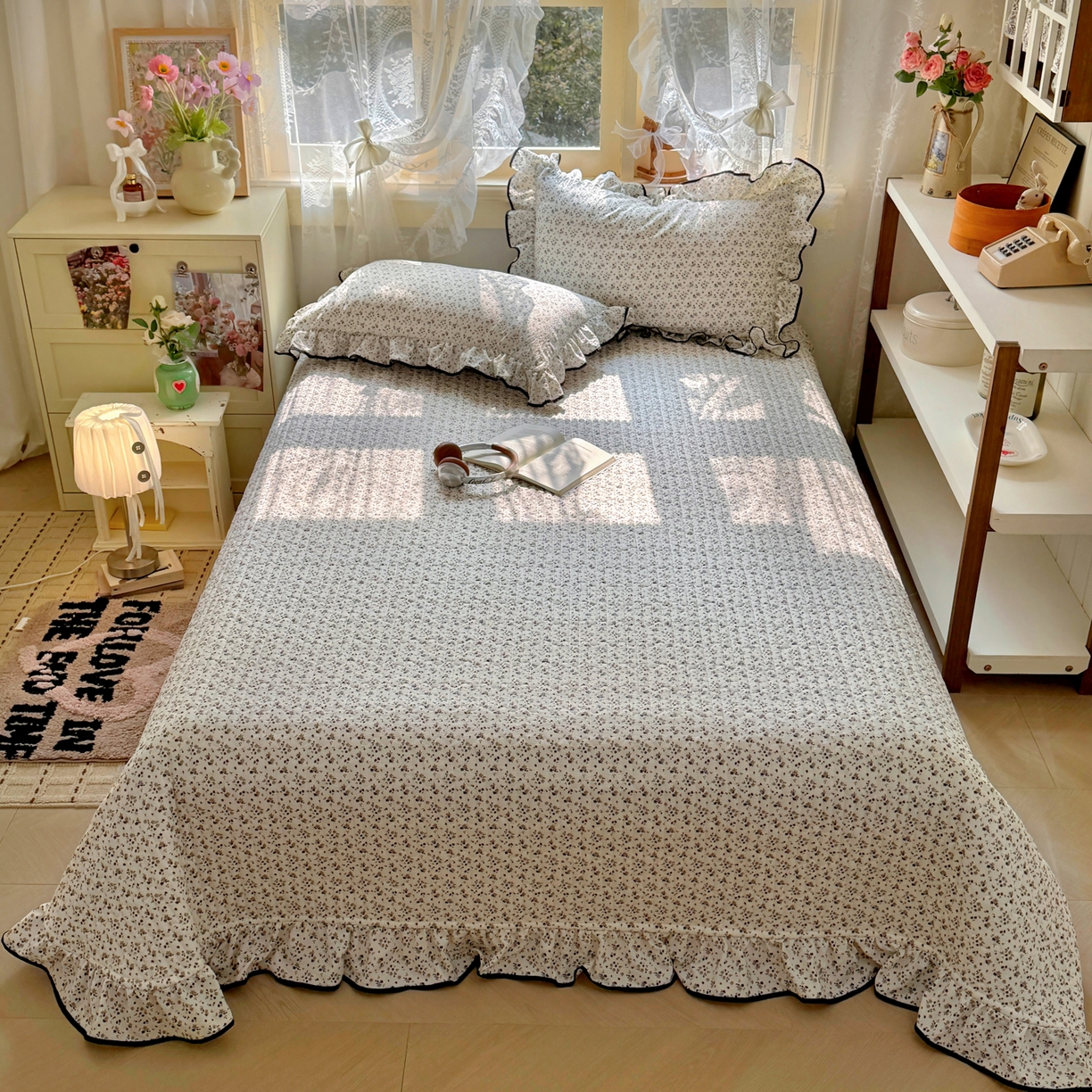 91家纺网 家纺一手货源 找家纺 阿曼达 2026新款印花小碎花花边夏被床盖四件套单夏被单床盖 松月间