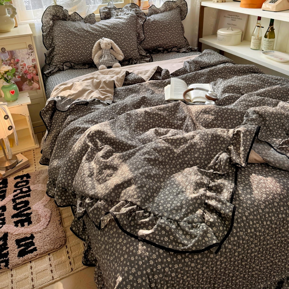 91家纺网 家纺一手货源 找家纺 阿曼达 2026新款印花小碎花花边夏被床盖四件套单夏被单床盖 浅花