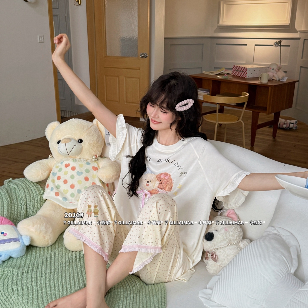 91家纺网 家纺一手货源 找家纺 妍景家居生活馆 2026新款莱赛尔冰丝棉小熊家-长款小狗家居服 长款小狗-米白