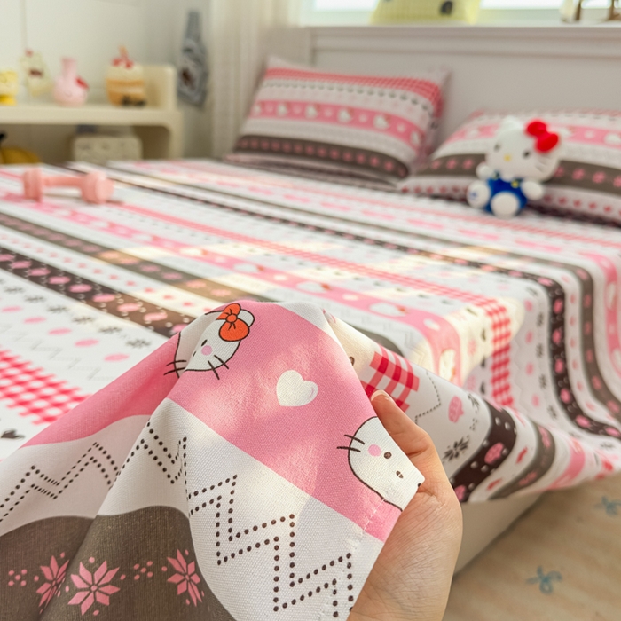 91家纺网 家纺一手货源 找家纺 爱彼家纺 2026夏季热门新款费尔岛小马风格原棉老粗布床单席子凉席三件套-费尔岛风格 甜梦kitt