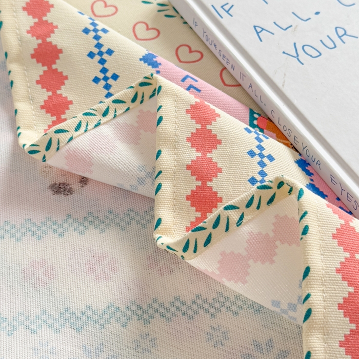 91家纺网 家纺一手货源 找家纺 爱彼家纺 2026夏季热门新款费尔岛小马风格原棉老粗布床单席子凉席三件套-费尔岛风格 摇摇木马粉