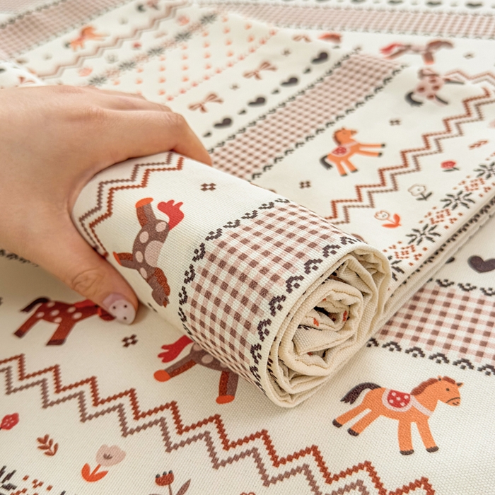 91家纺网 家纺一手货源 找家纺 爱彼家纺 2026夏季热门新款费尔岛小马风格原棉老粗布床单席子凉席三件套-费尔岛风格 小马牧歌