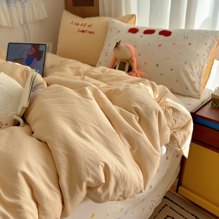 91家纺网 家纺一手货源 找家纺 顾里家纺 2026新款治愈韩风毛巾绣云朵棉四件套 泡芙面包