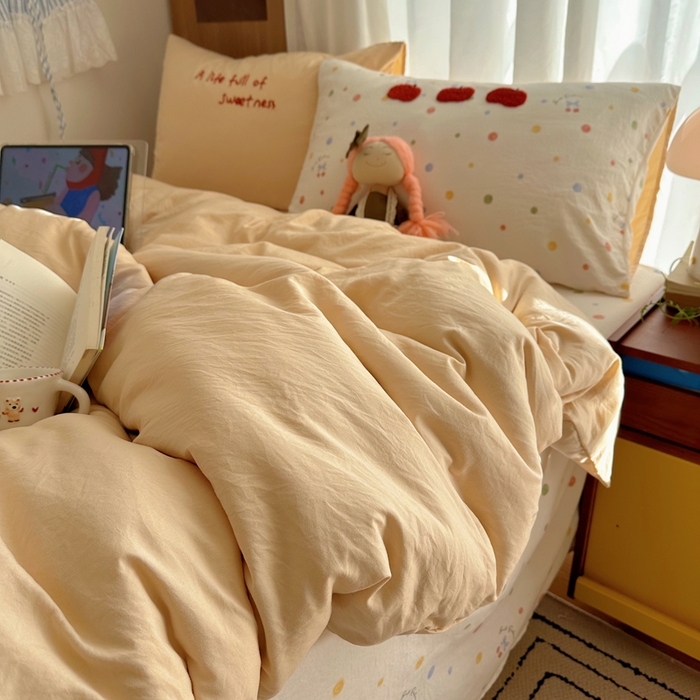 91家纺网 家纺一手货源 找家纺 顾里家纺 2026新款治愈韩风毛巾绣云朵棉四件套 泡芙面包