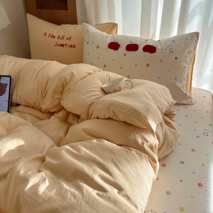 91家纺网 家纺一手货源 找家纺 顾里家纺 2026新款治愈韩风毛巾绣云朵棉四件套 泡芙面包