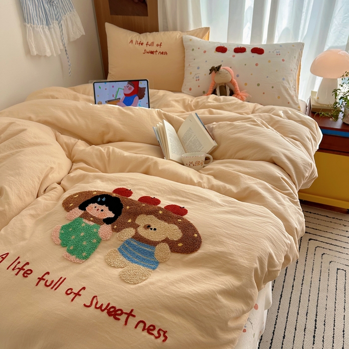 91家纺网 家纺一手货源 找家纺 顾里家纺 2026新款治愈韩风毛巾绣云朵棉四件套 泡芙面包