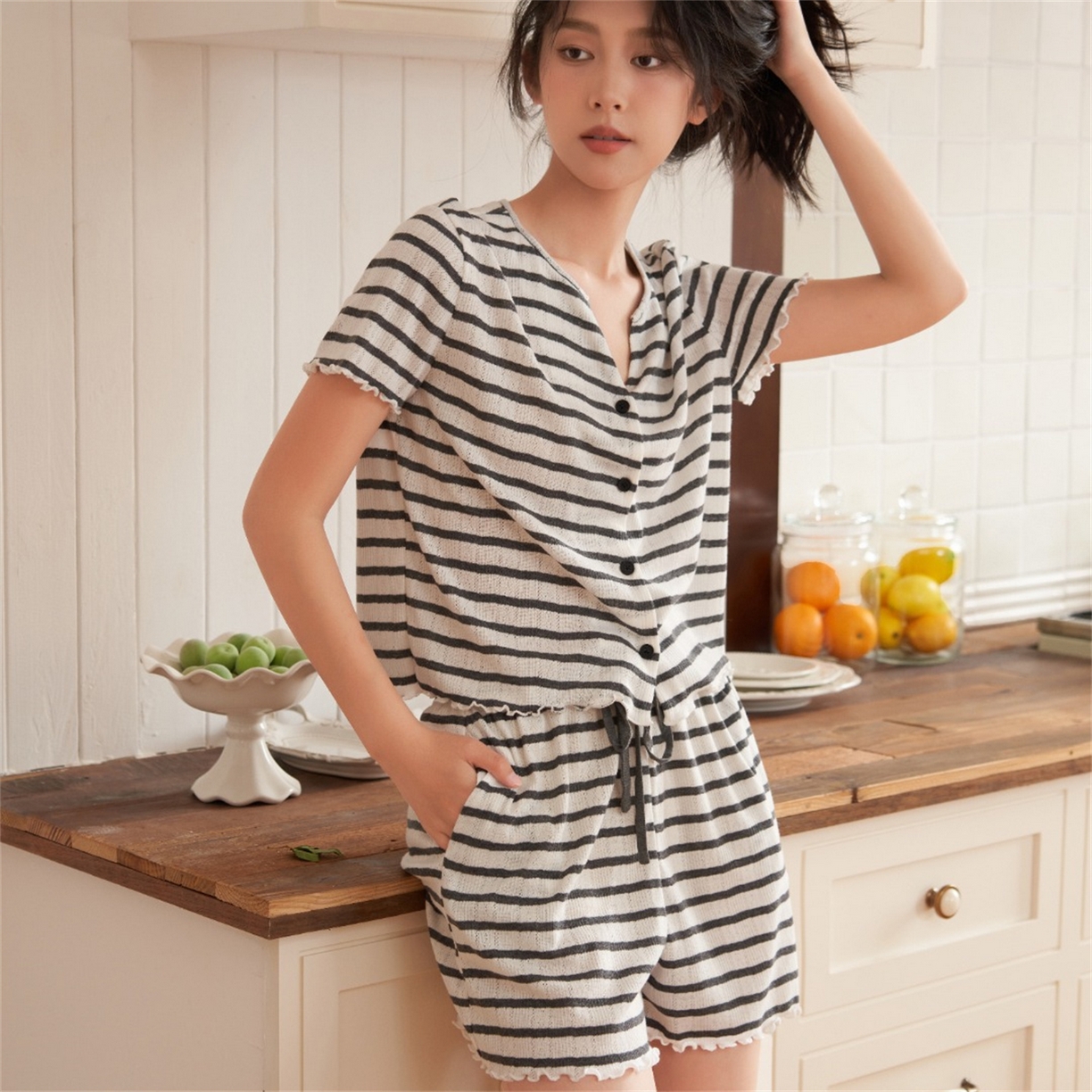 91家纺网 家纺一手货源 找家纺 （总）妍景家居生活馆 2026新款针织棉条纹开衫短短家居服