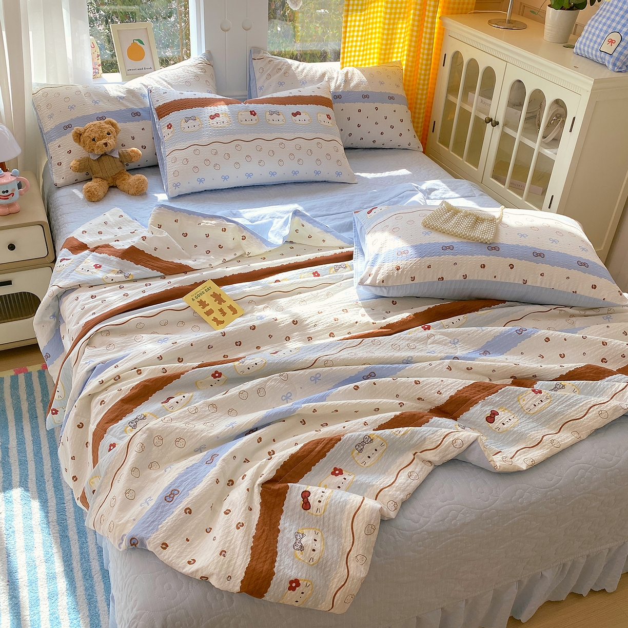 91家纺网 家纺一手货源 找家纺 莱米家纺 2026新款云感泡泡双层纱夏被夏凉被空调被床盖四件套 猫咪乐园