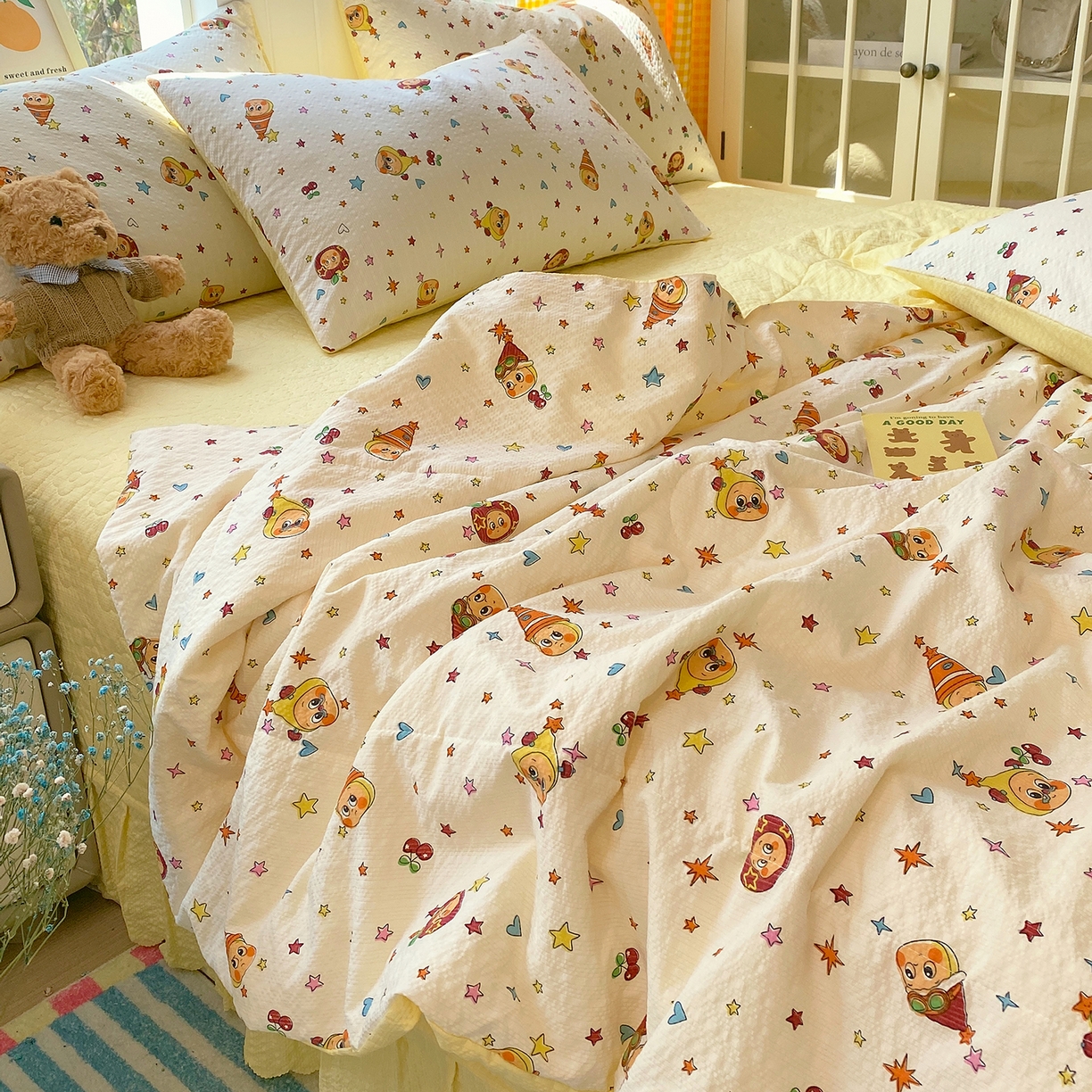 91家纺网 家纺一手货源 找家纺 莱米家纺 2026新款云感泡泡双层纱夏被夏凉被空调被床盖四件套 苹果星星人