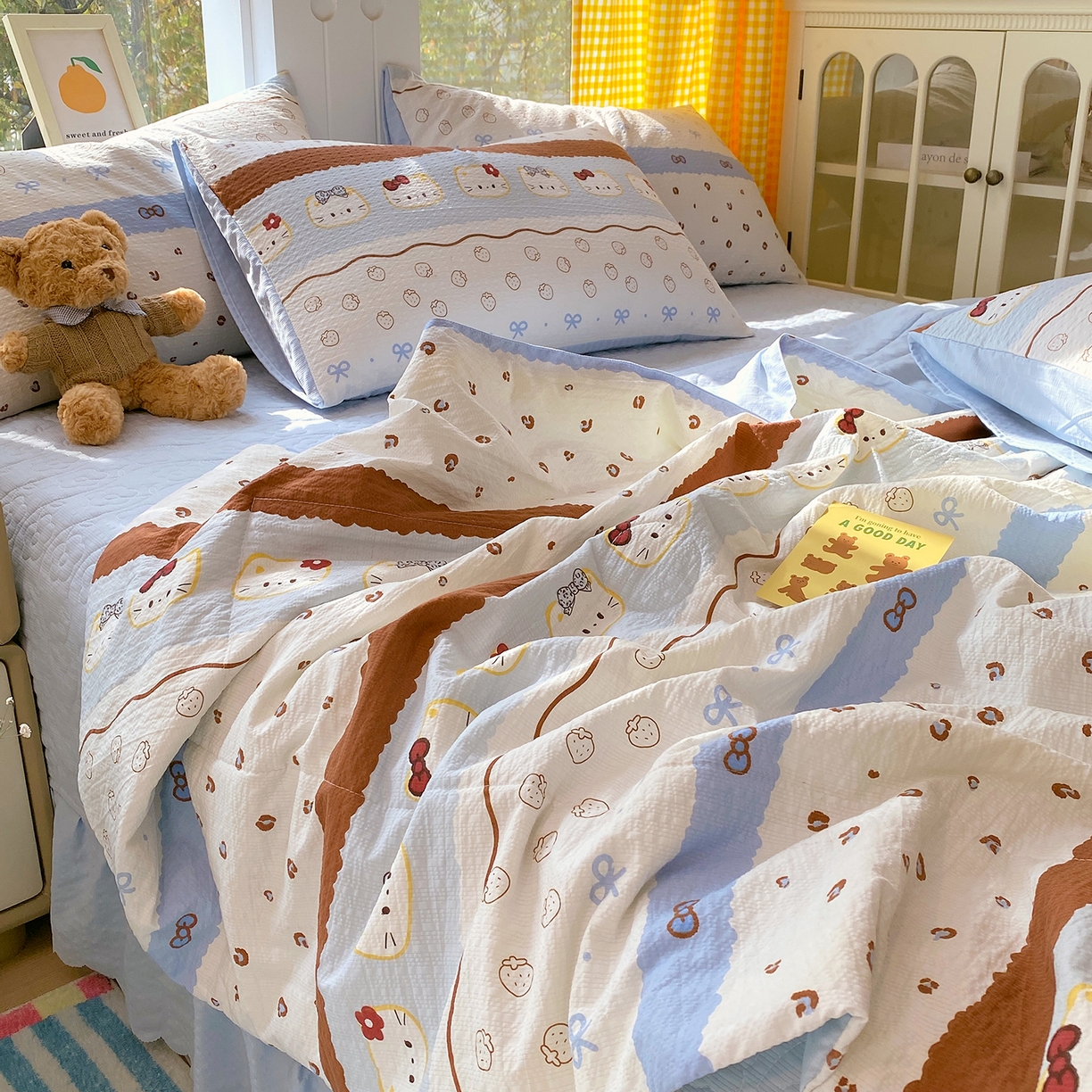 91家纺网 家纺一手货源 找家纺 莱米家纺 2026新款云感泡泡双层纱夏被夏凉被空调被床盖四件套 猫咪乐园