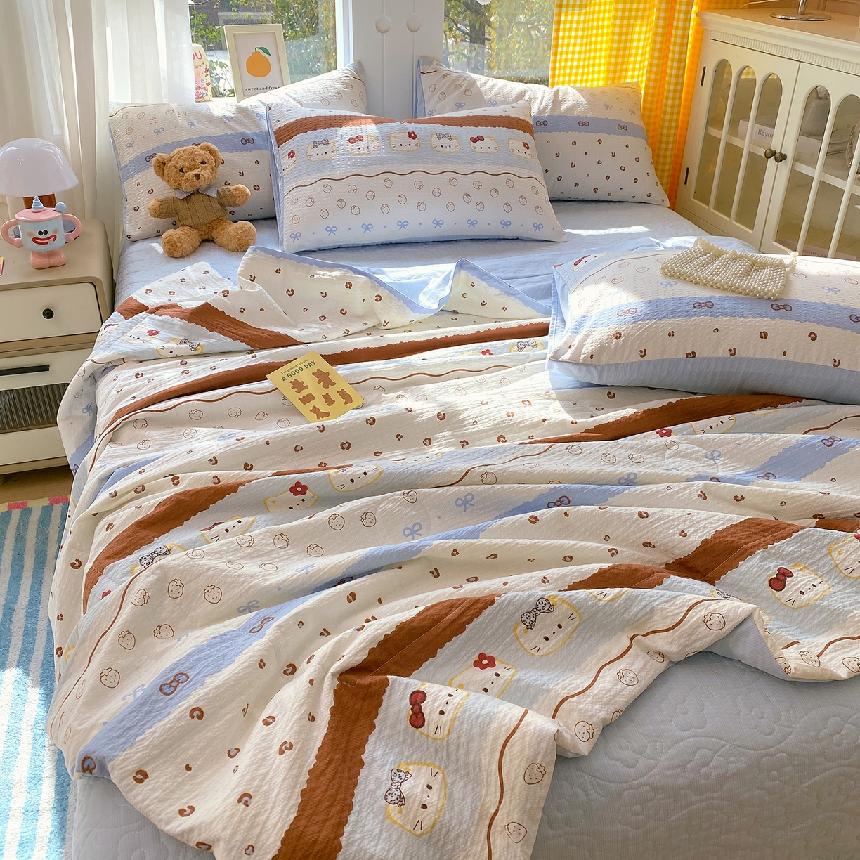 91家纺网 家纺一手货源 找家纺 莱米家纺 2026新款云感泡泡双层纱夏被夏凉被空调被床盖四件套 猫咪乐园