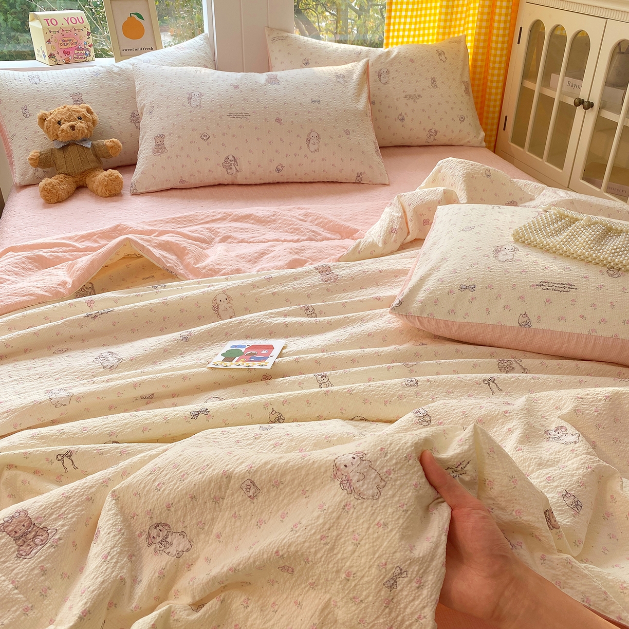 91家纺网 家纺一手货源 找家纺 莱米家纺 2026新款云感泡泡双层纱夏被夏凉被空调被床盖四件套 海派甜心