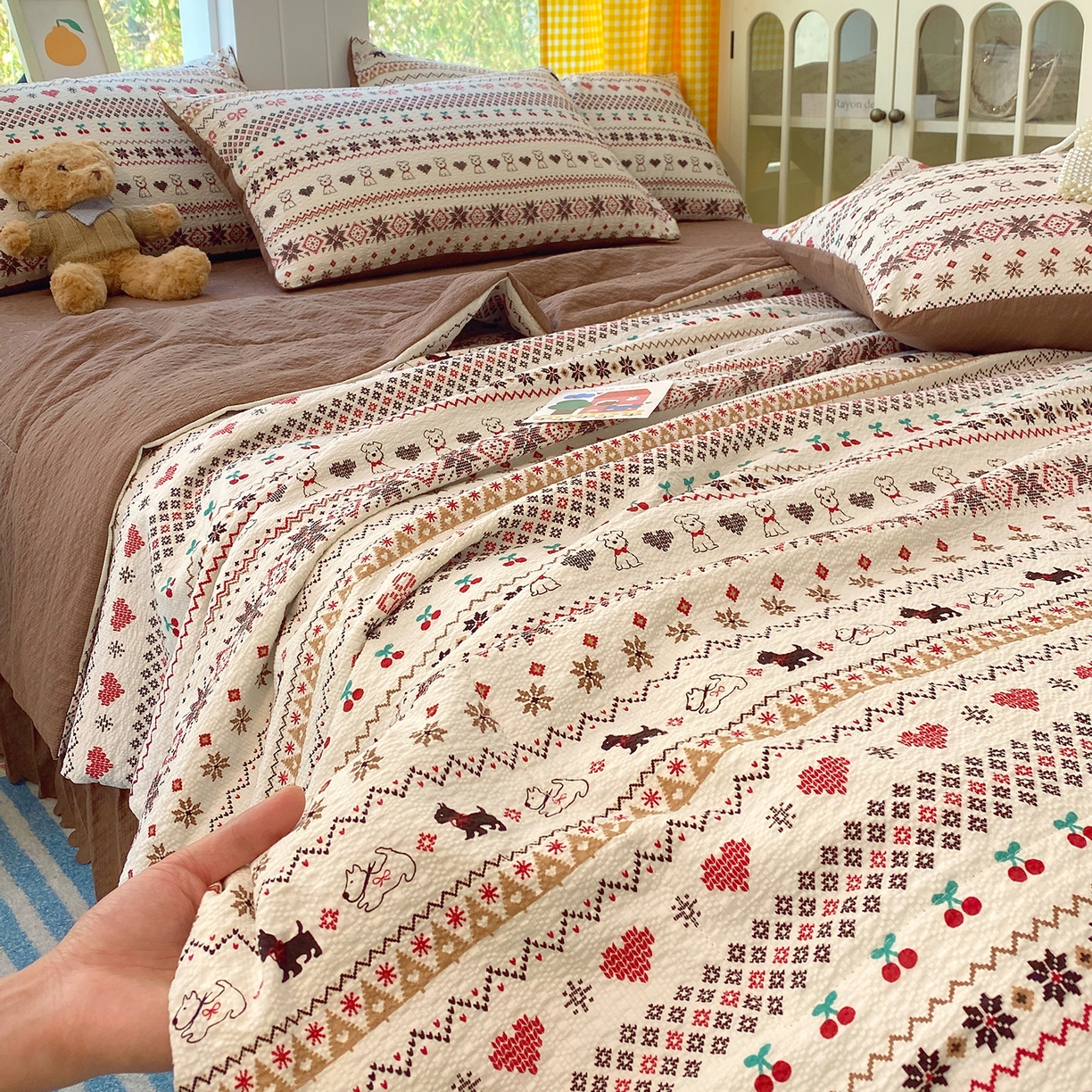 91家纺网 家纺一手货源 找家纺 莱米家纺 2026新款云感泡泡双层纱夏被夏凉被空调被床盖四件套 波西米亚-咖