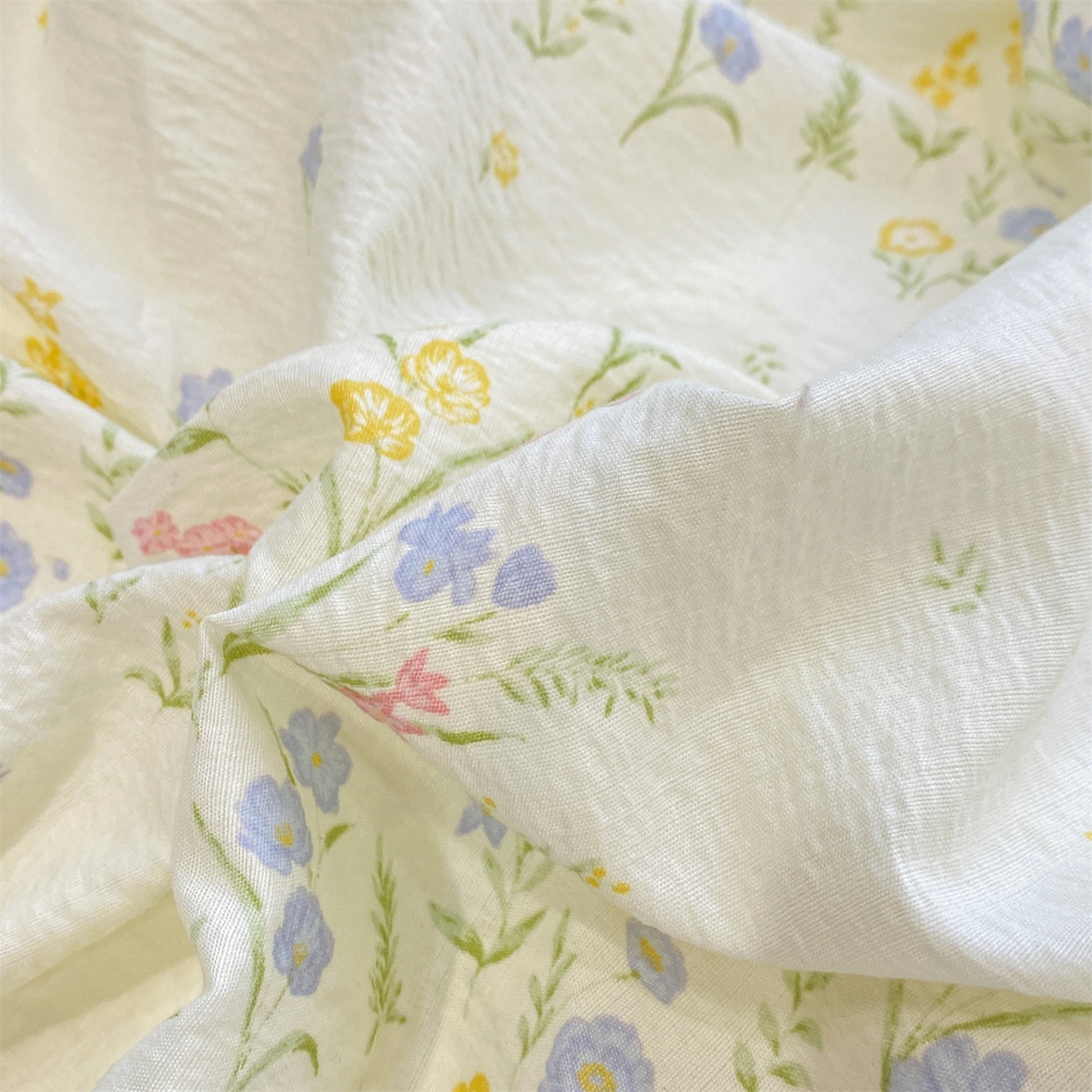 91家纺网 家纺一手货源 找家纺 优贝 2026直播爆款韩版泡芙棉皱皱纱黑边夏被夏凉被空调被四件套 春日花园